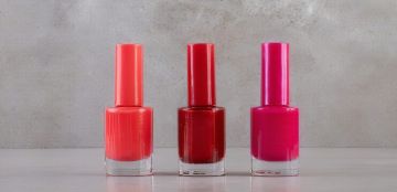 كيف أزيل المناكير بدون مزيل؟ استخدمي هذه البدائل الطبيعية كيف أزيل المناكير بدون مزيل؟ استخدمي هذه البدائل الطبيعية