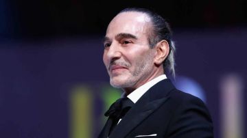 جون غاليانو ينسحب من Met Gala 2027