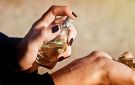 عطور بنفحات العود احتفالا بيوم المرأة الإماراتية