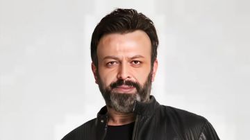 نجوم تركيا يودعون سرحات كيليتش بكلمات مؤثرة