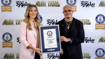 عمرو دياب يحطم رقما قياسيا في موسوعة غينيس