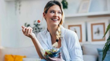 7 أخطاء شائعة في الحميات الغذائية تمنع خسارة الوزن