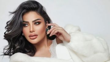 ظهور نادر لـ أمل العوضي برفقة ابنتها يشعل التفاعل ظهور نادر لـ أمل العوضي برفقة ابنتها يشعل التفاعل