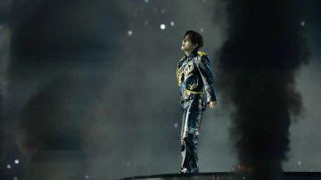 فرقة BTS تحتفل بعيد ميلاد جونغكوك في حفل لوس أنجلوس فرقة BTS تحتفل بعيد ميلاد جونغكوك في حفل لوس أنجلوس