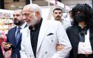 أول تعليق... أيمن زيدان ينهي الجدل حول قصة الفتاة المتخفية برد حاسم - xx