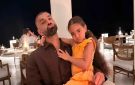 أول ظهور عائلي لمحمد صلاح بعد استقبال مولوده الثالث
