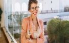 كيف أطلب زيادة في الراتب ؟ نصائح مهمة تعرفي عليها