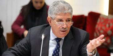 التويزي يفجر فضيحة ثقيلة: شركات تطحن الورق وتقدمه كدقيق للفقراء التويزي يفجر فضيحة ثقيلة: شركات تطحن الورق وتقدمه كدقيق للفقراء