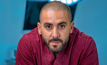 من الوعد بفضح الفساد إلى التراجع.. لماذا لم تتفاعل النيابة العامة مع تهديدات الطبيب الفارسي؟