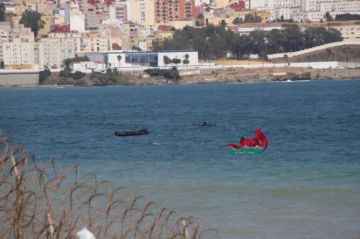 مصدر مسؤول يفند مزاعم تخلي المغرب عن مراقبة حدوده البحرية مع سبتة المحتلة