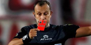 حكم أرجنتيني يقود مباراة المغرب وكوريا الجنوبية