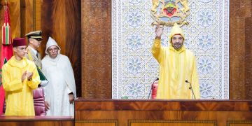 خبير فرنسي: خطاب الملك أمام البرلمان ينسجم مع تطلعات الشعب