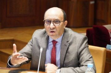 الوسيط: جيل Z لا يشبه أي حركة سابقة.. وسقف مطالبه منخفض ويتناقض مع قوة الاحتجاجات