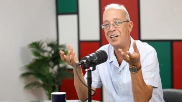 كوكاس: كثر الصحفيون وقلت الأخبار.. وأنا ساخر عاشق أمارس وعيا نقديا لا معارضة(فيديو) كوكاس: كثر الصحفيون وقلت الأخبار.. وأنا ساخر عاشق أمارس وعيا نقديا لا معارضة(فيديو)