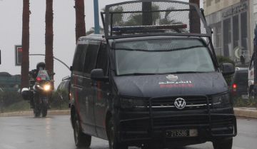 حادثة تهز الرأي العام.. شرطي مغربي يقتل سيدة بسلاحه الوظيفي ويحاول الانتحار برصاصة في الرأس حادثة تهز الرأي العام.. شرطي مغربي يقتل سيدة بسلاحه الوظيفي ويحاول الانتحار برصاصة في الرأس