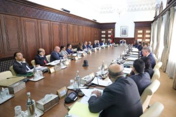 الحكومة تعتمد التعاقد مع شركات خاصة لحل ملف الأطر المساعدة.. وتقر بتأخر تفعيل الأمازيغية بالإدارة الحكومة تعتمد التعاقد مع شركات خاصة لحل ملف الأطر المساعدة.. وتقر بتأخر تفعيل الأمازيغية بالإدارة