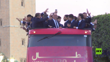 استقبال حاشد لمنتخب المغرب بعد تتويجه بطلا لكأس العالم تحت 20 سنة لأول مرة استقبال حاشد لمنتخب المغرب بعد تتويجه بطلا لكأس العالم تحت 20 سنة لأول مرة