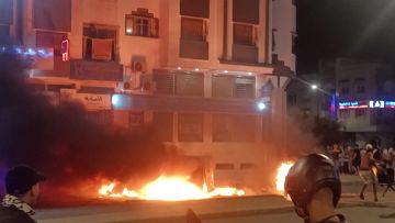 احتجاجات المغرب تصل إلى مقار حكومية وأمنية