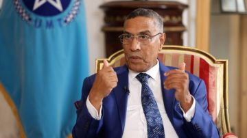 المخارق يرد على اتهام النقابات بـبيع الماتش ويرفض الرد على التصريحات العدائية لابنكيران (فيديو)