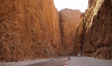 رصد 1.8 مليار لتأهيل البنية التحتية السياحية لمضايق تودغى بتنغير