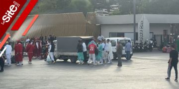 الدقايقية ضمن المشجعين في مباراة المغرب والبحرين الدقايقية ضمن المشجعين في مباراة المغرب والبحرين