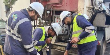 تدخلات ميدانية للشركة الجهوية متعددة الخدمات ابن مسيك لتنظيف شبكة التطهير السائل بحدائق السالمية