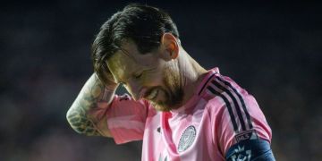 ميسي يكشف سر رفضه عرض الهلال السعودي المغري -فيديو