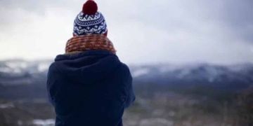 انخفاض درجات الحرارة وهبوب رياح قوية.. مسؤول بالأرصاد الجوية يوضح