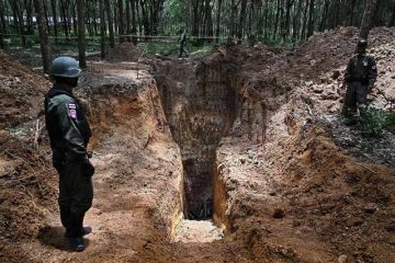 تايلاند تعلق اتفاق السلام مع كمبوديا رغم محادثات تجارية