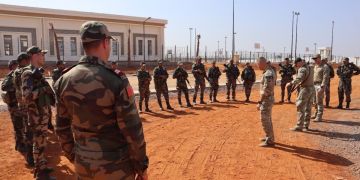 القوات المسلحة الملكية ترسخ مهارات الإسعاف الطبي في بيئة قتالية واقعية