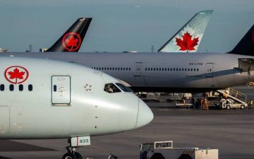 اضطرابات في الرحلات بين كندا والولايات المتحدة بسبب الإغلاق الأمريكي اضطرابات في الرحلات بين كندا والولايات المتحدة بسبب الإغلاق الأمريكي