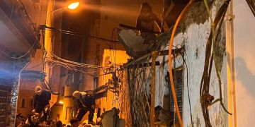 انهيار مفاجئ لمنزل بطنجة يصيب شخصين ـ فيديو