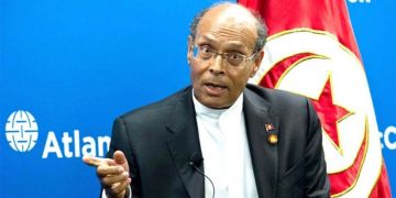 المرزوقي: آن الأوان للمصالحة التاريخية بين الأشقاء المغاربة وتجاوز عقبة الخلاف المرزوقي: آن الأوان للمصالحة التاريخية بين الأشقاء المغاربة وتجاوز عقبة الخلاف