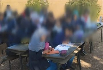 فيديو صادم لتلاميذ يدرسون في العراء يحرج وزارة برادة