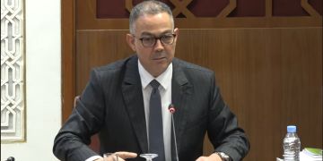 لقجع: ليس مقبولا أن يستغرق بناء مستشفى ومدرسة 10 سنوات وأكثر