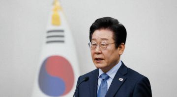 رئيس كوريا الجنوبية يعتزم زيارة الإمارات ومصر وتركيا رئيس كوريا الجنوبية يعتزم زيارة الإمارات ومصر وتركيا