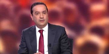 شوكي ينتقد ازدواجية المواقف لدى مكونات في المعارضة