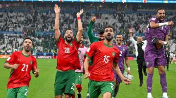 مدرب المغرب يكشف سر تخطي أسود الأطلس لسوريا في ربع نهائي كأس العرب مدرب المغرب يكشف سر تخطي أسود الأطلس لسوريا في ربع نهائي كأس العرب