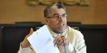 الرميد يشيد بقيام النيابات العامة بالبحث مع ناشري التفاهة