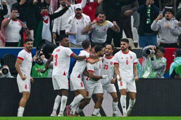  أدهش الجميع بمستواه .. ضاحي خلفان يكشف عن الفريق الذي أبهره في كأس العرب