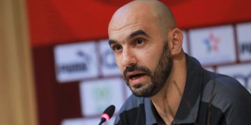 الركراكي يسافر إلى أمريكا لحضور حفل قرعة المونديال