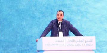 بايتاس يهاجم صناع الفرجة ويؤكد: لا يحق لمن تبنى شعار عفا الله عما سلف أن يحارب الفساد بايتاس يهاجم صناع الفرجة ويؤكد: لا يحق لمن تبنى شعار عفا الله عما سلف أن يحارب الفساد