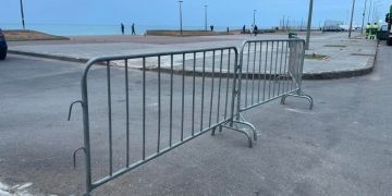 إغلاق ميناء سلا ومنع الولوج إلى الشاطئ بسبب علو الأمواج