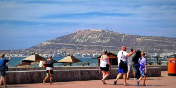 مدينة بوجهين: سحر أكادير نهارا.. رعب على أربع قوائم ليلا ! مدينة بوجهين: سحر أكادير نهارا.. رعب على أربع قوائم ليلا !