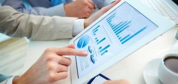 أسعار الكهرماء وأجور الموظفين تدفعان الحكومة لفتح اعتمادات إضافية غير متوقعة للميزانية أسعار الكهرماء وأجور الموظفين تدفعان الحكومة لفتح اعتمادات إضافية غير متوقعة للميزانية