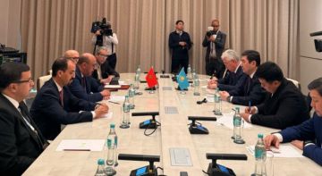 ولد الرشيد يقود وفدا برلمانيا مغربيا للتباحث مع رؤساء برلمانات كازاخستان وأذربيجان وكمبوديا