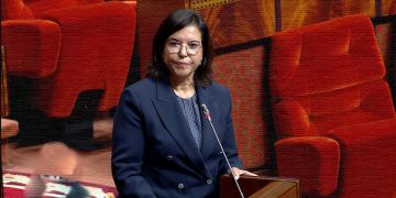 أزمة في الأغلبية.. الاستقلال يجلد الوزيرة التجمعية زكية الدريوش أزمة في الأغلبية.. الاستقلال يجلد الوزيرة التجمعية زكية الدريوش