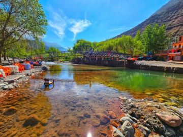 وادي أوريكا.. واحة من الهدوء والطبيعة الخلابة على مرمى حجر من صخب مراكش