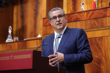 هدية فاتح ماي.. الحكومة ترفع سميك موظفي القطاع العام إلى 4500 درهم هدية فاتح ماي.. الحكومة ترفع سميك موظفي القطاع العام إلى 4500 درهم