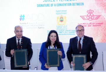 لارام تقود اتفاقا ثلاثيا بـجيتكس أفريقيا لتطوير تكنولوجيا السفر بالقارة السمراء لارام تقود اتفاقا ثلاثيا بـجيتكس أفريقيا لتطوير تكنولوجيا السفر بالقارة السمراء